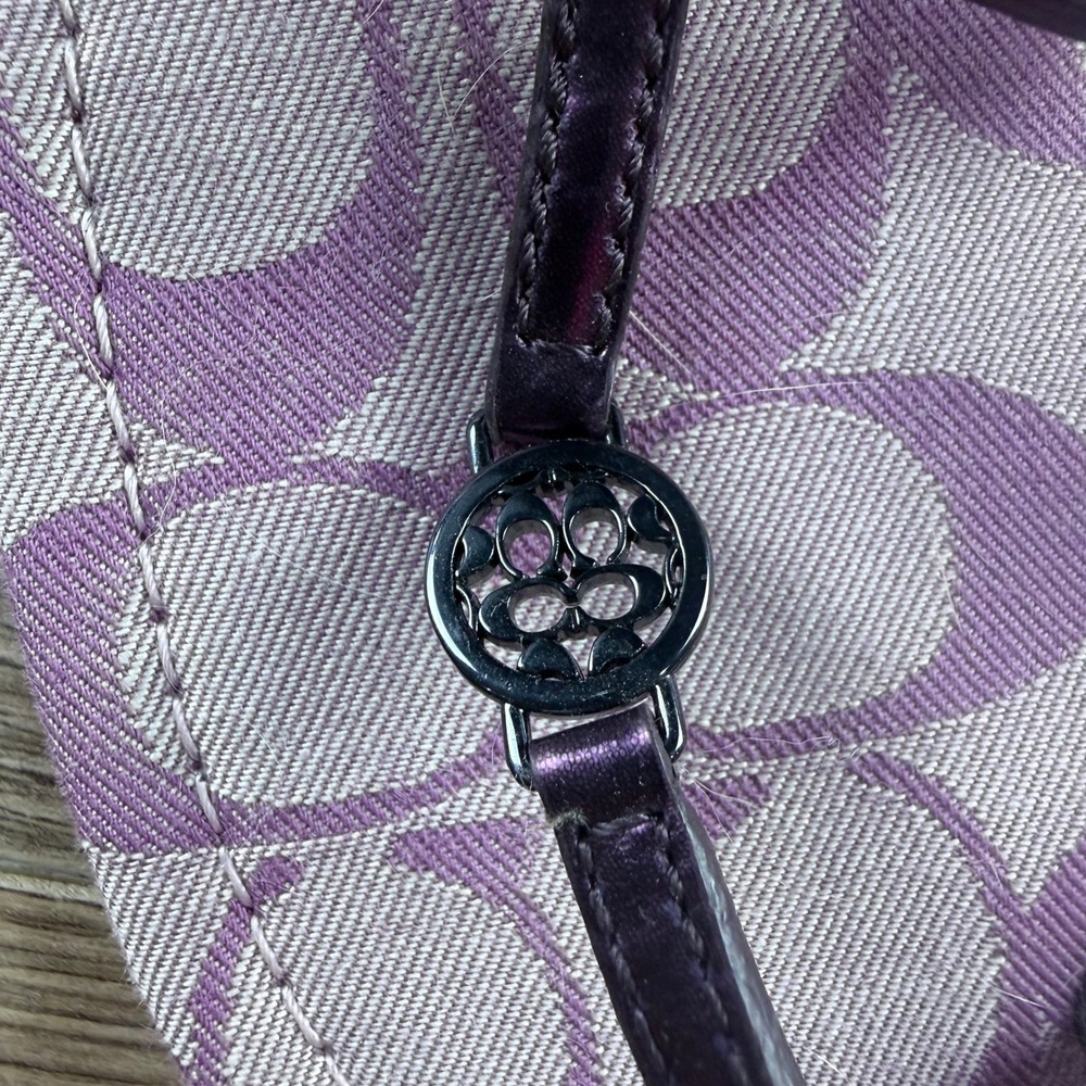 Coach Shirley Purple Signature Jacquard Thong Sandals Metallic Straps Womens 8B - Picture 12 of 13